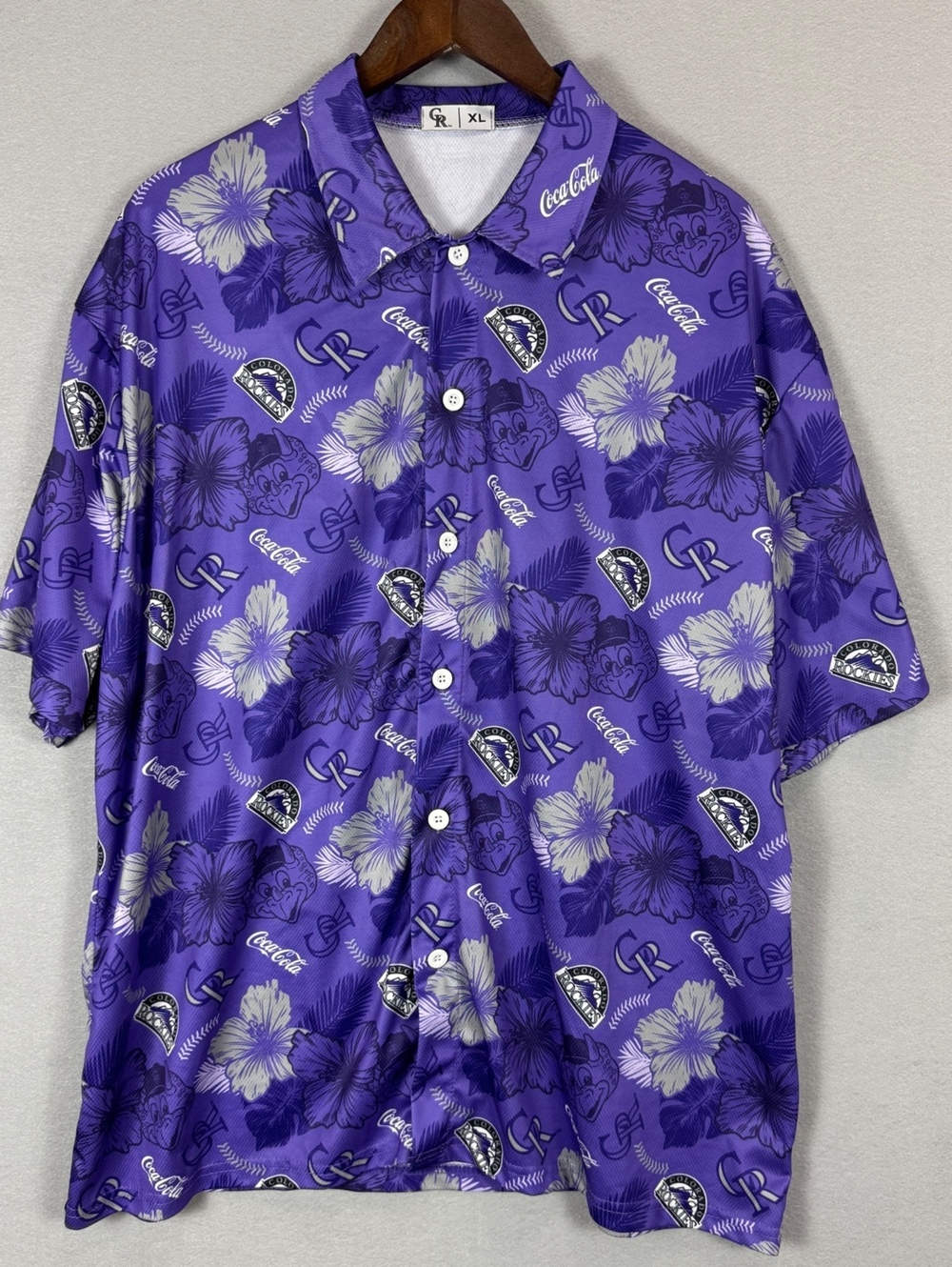Colorado Rockies Purple Men's XL Button-Up Shirt - Picture 1 of 6